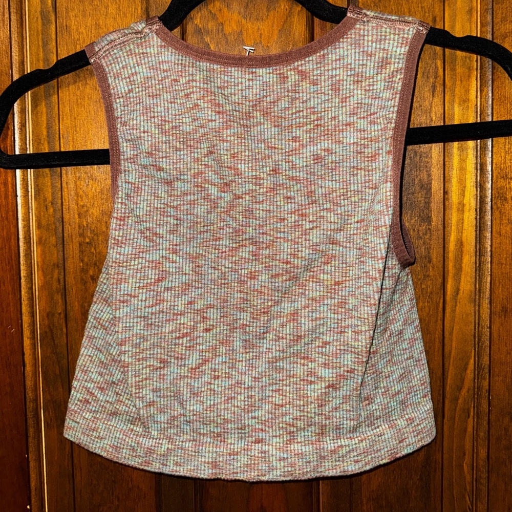 Tank top - Picture 2 of 2